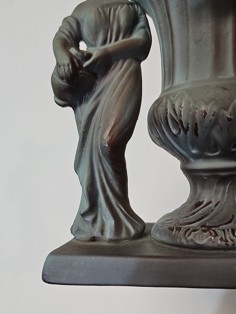 Vintage Inarco Neoclassical Grecian Lady Woman with Urn Planter - Picture 9 of 16